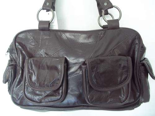 **NEW ARRIVAL**LADIES LARGE GENUINE PATCH LEATHER HAND BAG IN  A  BLACK . SIMPLY GORGEOUS!!