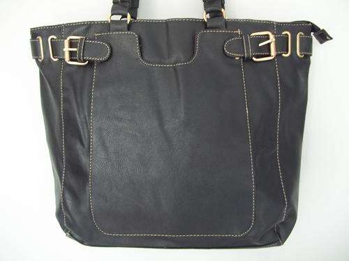 STUNNING PU Leather EXECUTIVE STYLE ladies HANDBAG in BLACK, will UPLIFT any outfit! Agreat BUY!