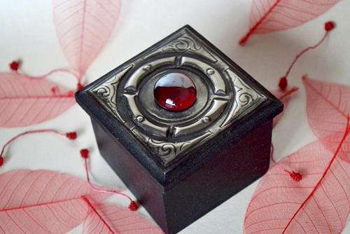 Small square wooden box with Pewter Art and Red Glass Pebble