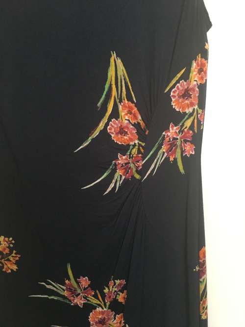 Gorgeous floral print Shift Dress - SIZE 10 - Navy and Floral