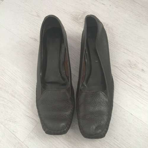Brown FROGGIE Shoes - SIZE 7.5