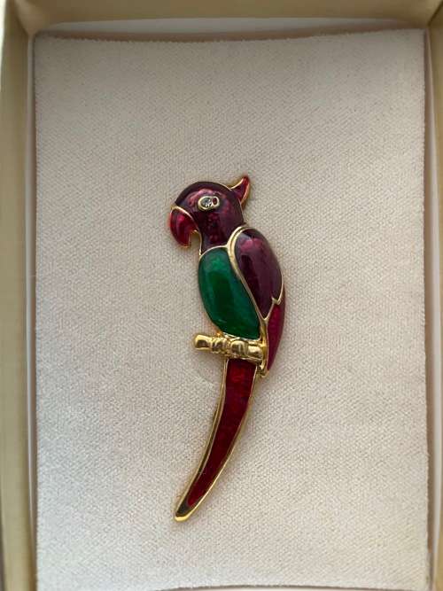 Brooch - Beautiful Vintage style parrot