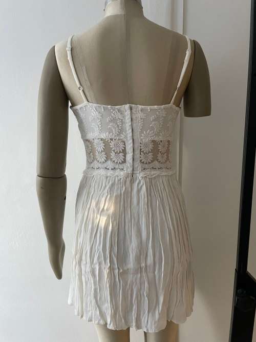 TOPSHOP Cute Summer Dress - Cream Lace - Size 10