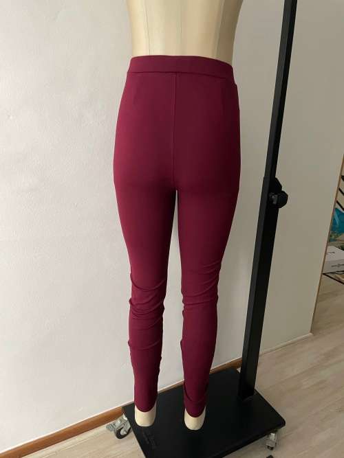 High waisted maroon leggings with zip front detail - size 8