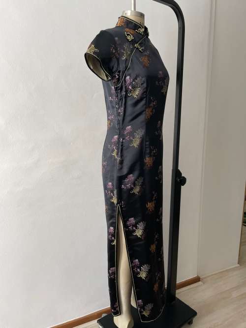 Glamorous oriental evening dress - black Chinese brocade - size 8