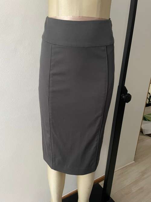 Studio W Charcoal Pencil Skirt - Size 10