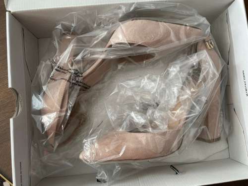 ALDO Nude heels - size 7