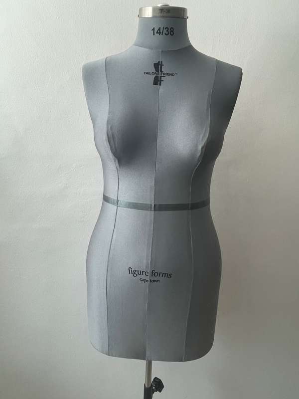 Dress making Mannequin - FIGURE FORMS - SA Female size 14