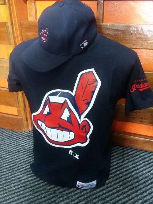 Cleveland Indians Fan tee