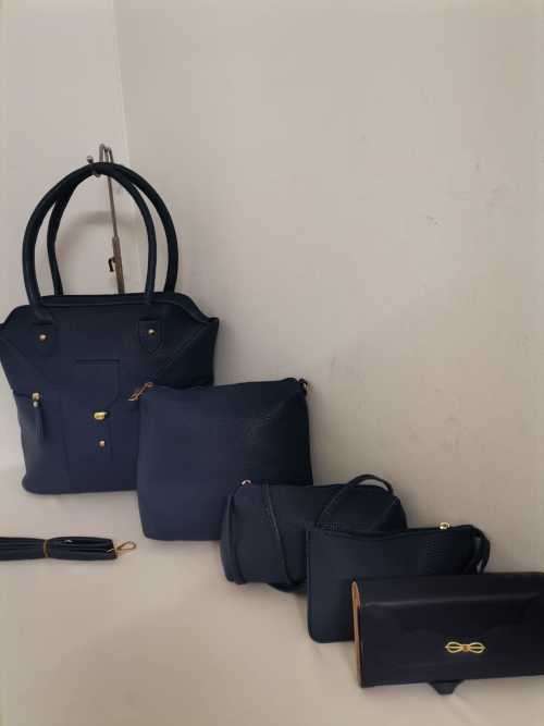 NEW STUNNING HANDBAGS 5 PIECE BLUE
