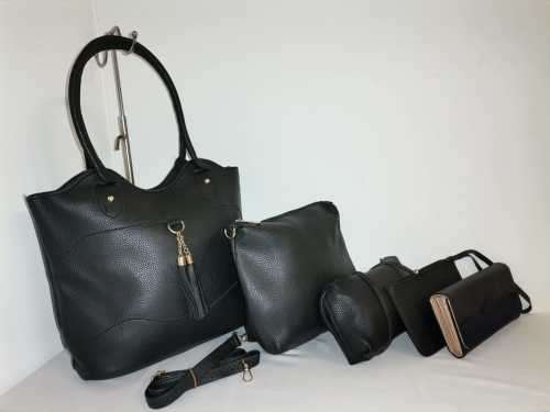 NEW STUNNING 5 PIECES HANDBAG SET BLACK