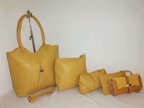 NEW STUNNING 5 PEICES HANDBAG SET YELLOW