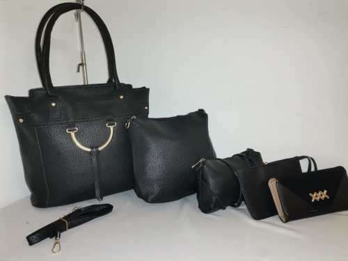 NEW STUNNING 5 PEICES HANDBAG SET BLACK