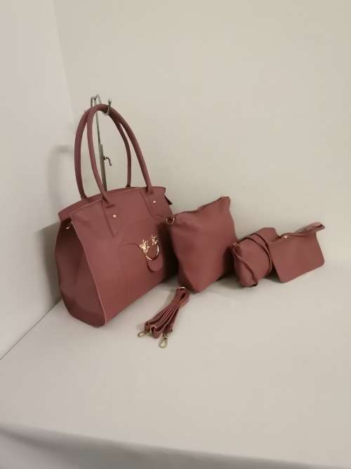 Ladies stunning 4pc handbags pink