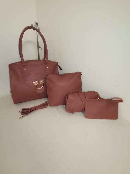 Ladies stunning 4pc handbags pink