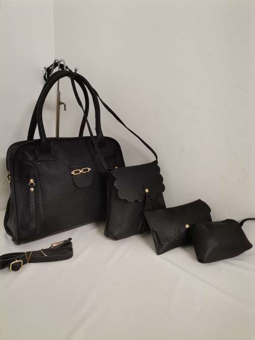 Ladies stunning 4pc handbags black