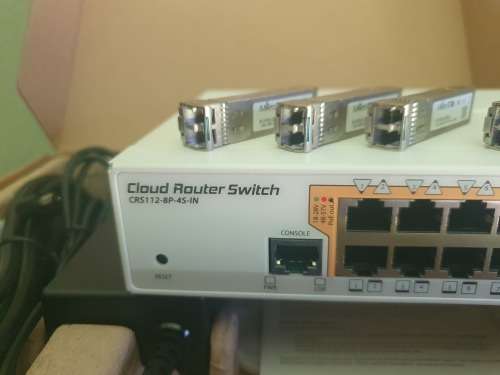 Mikrotik  Model: CRS112-8P-4S-POE-Switch