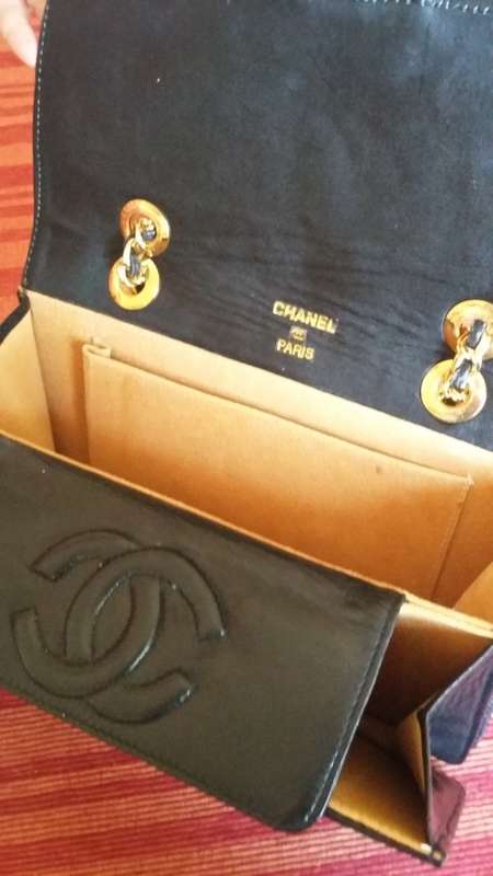 Beautiful classic caviar Chanel handbag replica