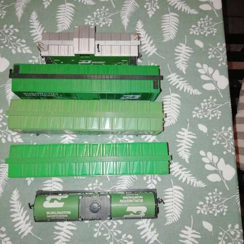 Burlington Northern Lot (HO)