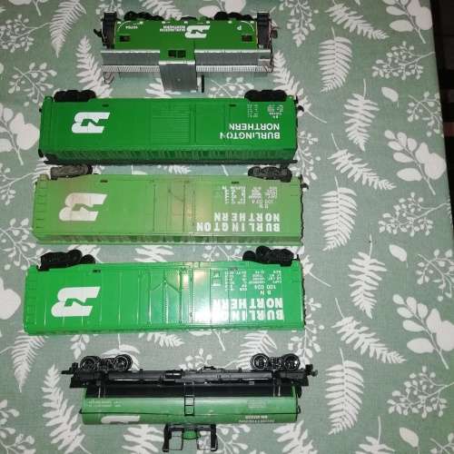 Burlington Northern Lot (HO)