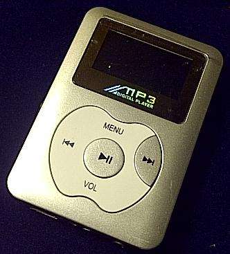 ***2GB DIGITAL MP3 PLAYER - SILVER***