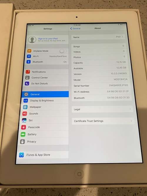 *** Apple iPad 4 16gig - White *** Good Condition...