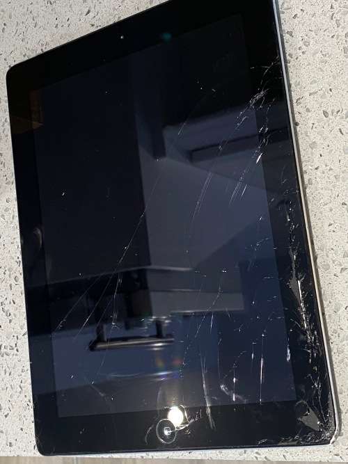 *** Apple iPad 2 Wifi + Cell 32gig*** works but screen damaged