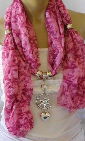 STUNNING PINK PATTERNED SCARF WITH PENDANT
