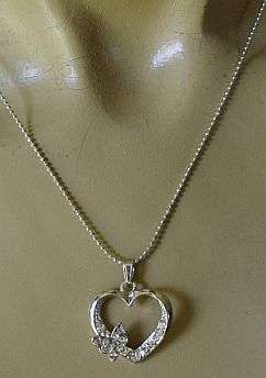 DAINTY NECKLACE WITH HEART