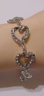 DAINTY HEART  BRACELET