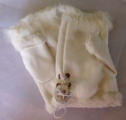IVORY FUR LINED FINGERLESS GLOVES