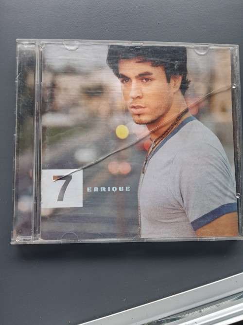 Enrique Iglesias:7