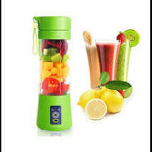 Rechargeable Fruit Blender & Smoothie Maker With USB Port