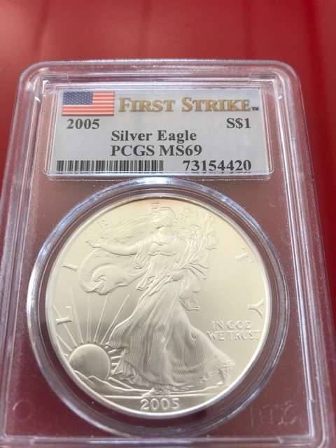 2005 SILVER EAGLE  PCGS  MS69