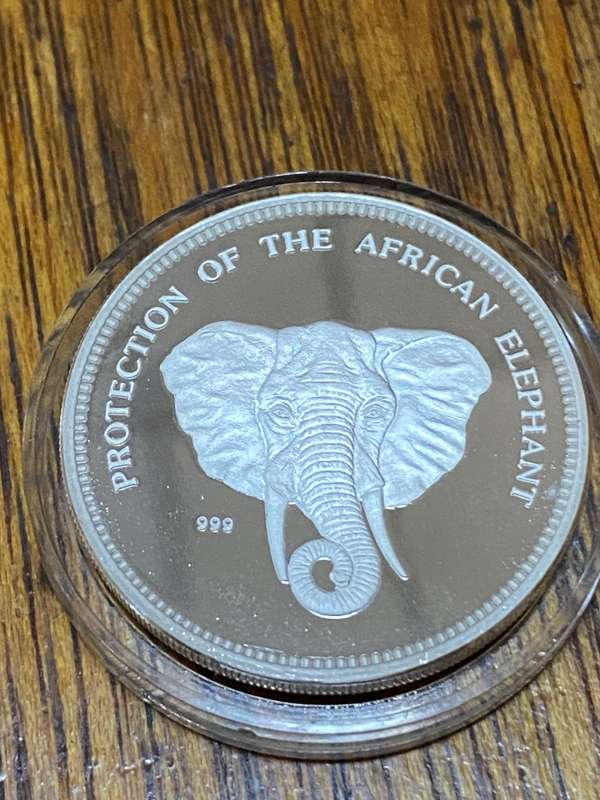 Bank of Uganda 2000 Shillings