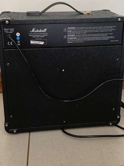 Alesis Nitro 8PC Electronic Drum Kit with amp