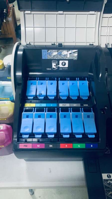 Large Format Printer and HP Copier - **LIQUIDATION STOCK**