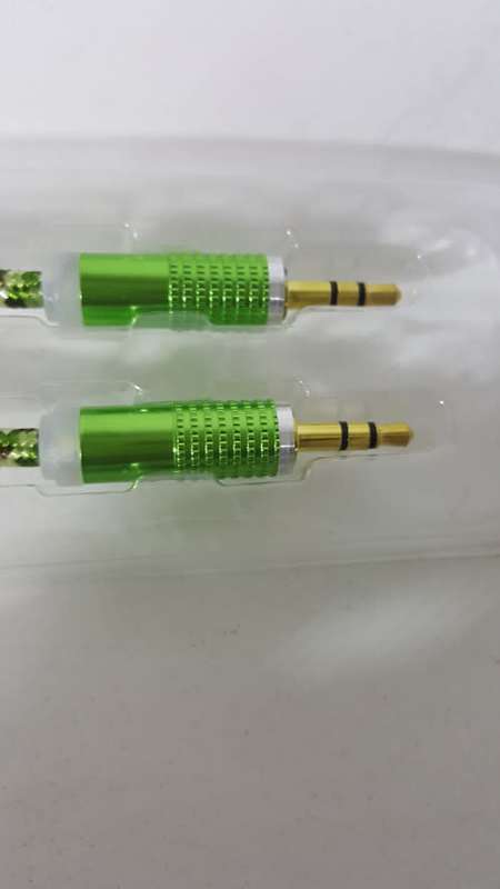 AUX Gold Tip Cable