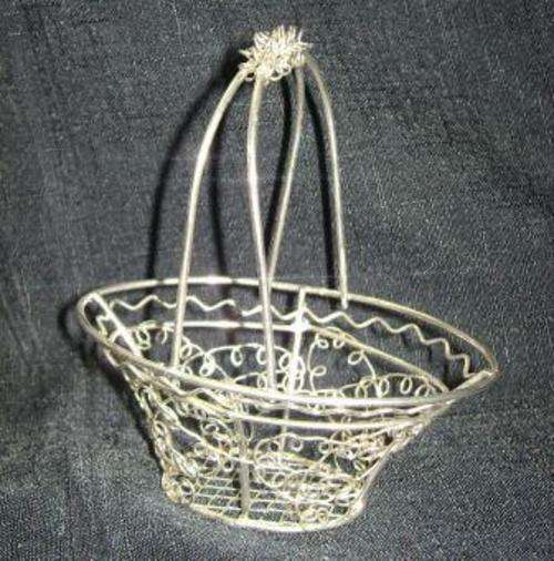 WEDDING FAVOUR WIRE BASKET No3