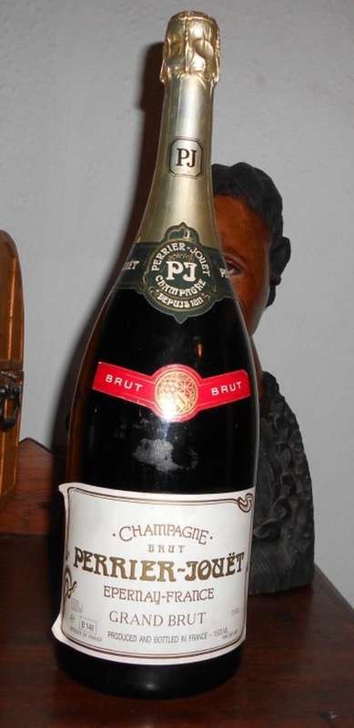 Perrier Jouet Epernay-France NM-267-001 1500ml B148 Champagne Brut