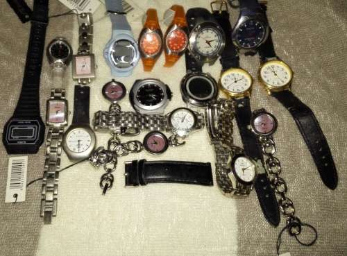 A JOB LOT OF  WRISTWATCHES