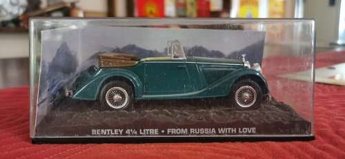 007 James Bond car collection