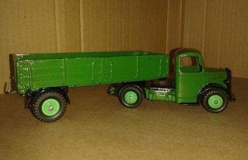 Dinky Toys Bedford Articulated Lorry Excellant condition