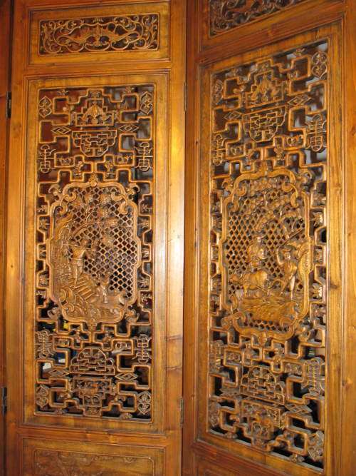 VINTAGE FOUR PANEL WOOD CARVED SCREEN-ROOM DIVIDER
