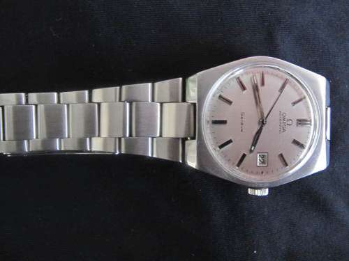 VINTAGE - OMEGA GENEVE- AUTOMATIC REAL BEAUTY!