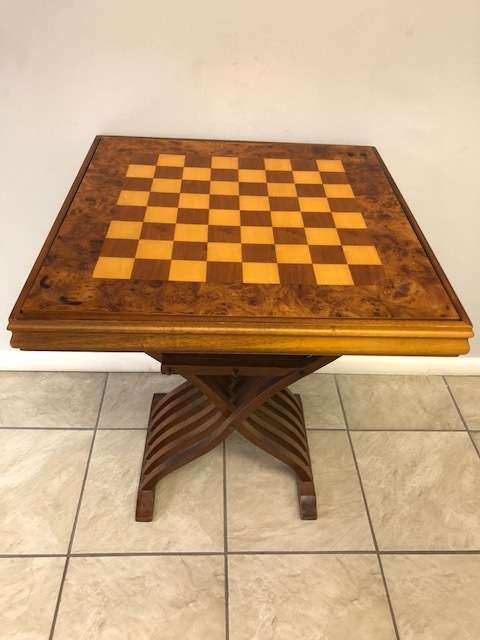 VINTAGE  STUNNING  LARGE  CHESS SET AND BACKGAMMON  FOLDING TABLE