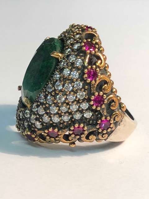 EMERALD-BREATH TAKING- LARGE STERLING SILVER RING