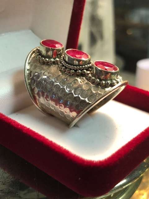 STUNNING- THREE RUBIES-  LARGE SILVER RING