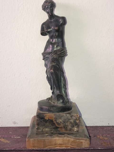 STUNNING VINTAGE BRONZE STATUE -APHRODITE OF MILOS-ON A MARBLE BASE.