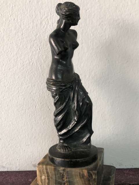 STUNNING VINTAGE BRONZE STATUE -APHRODITE OF MILOS-ON A MARBLE BASE.